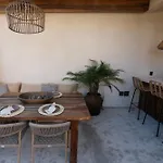 Luxe 3-Br Villa With Dual Private Pools