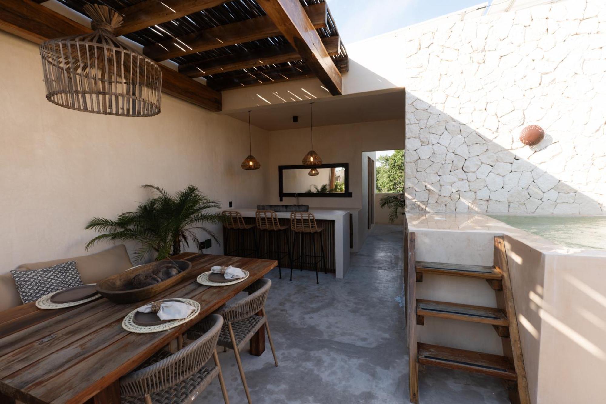 Luxe 3-br With Dual Private Pools Villa Tulum